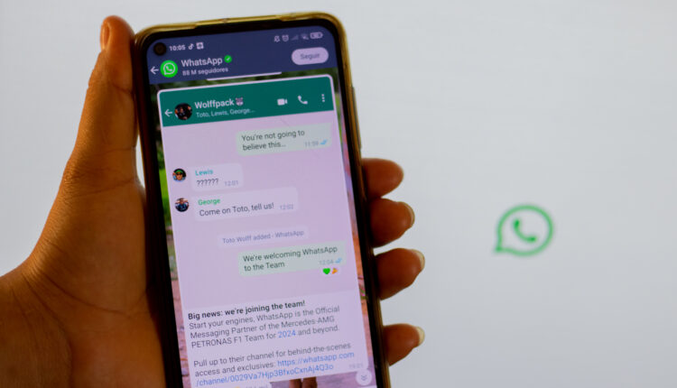 WhatsApp.