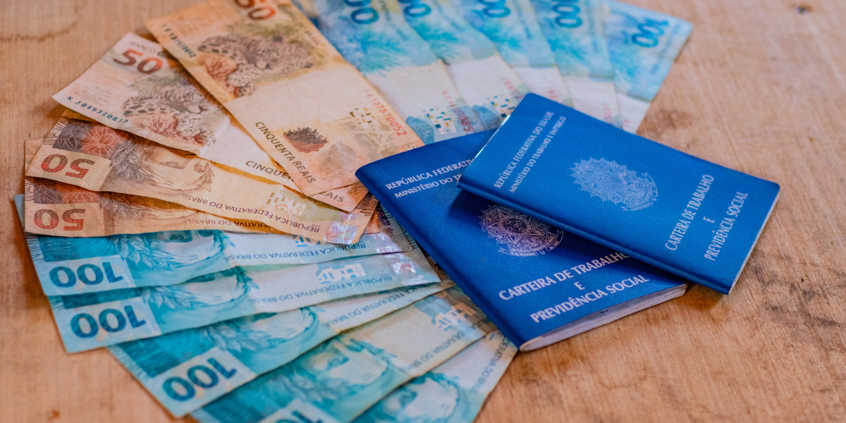Dinheiro extra! Caixa libera R$ 415 para trabalhadores com carteira assinada – veja como receber
