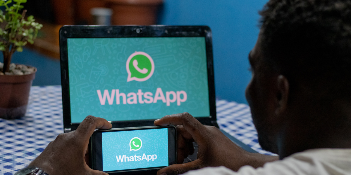 Frases e emojis confira dicas para incrementar suas mensagens de fim de ano no WhatsApp