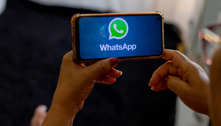 WhatsApp.