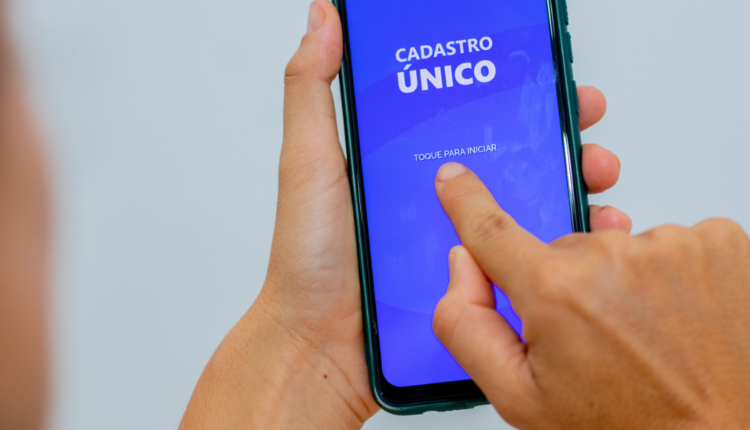 Mães do CadÚnico governo libera R$ 250 para ajudar no orçamento - veja os critérios