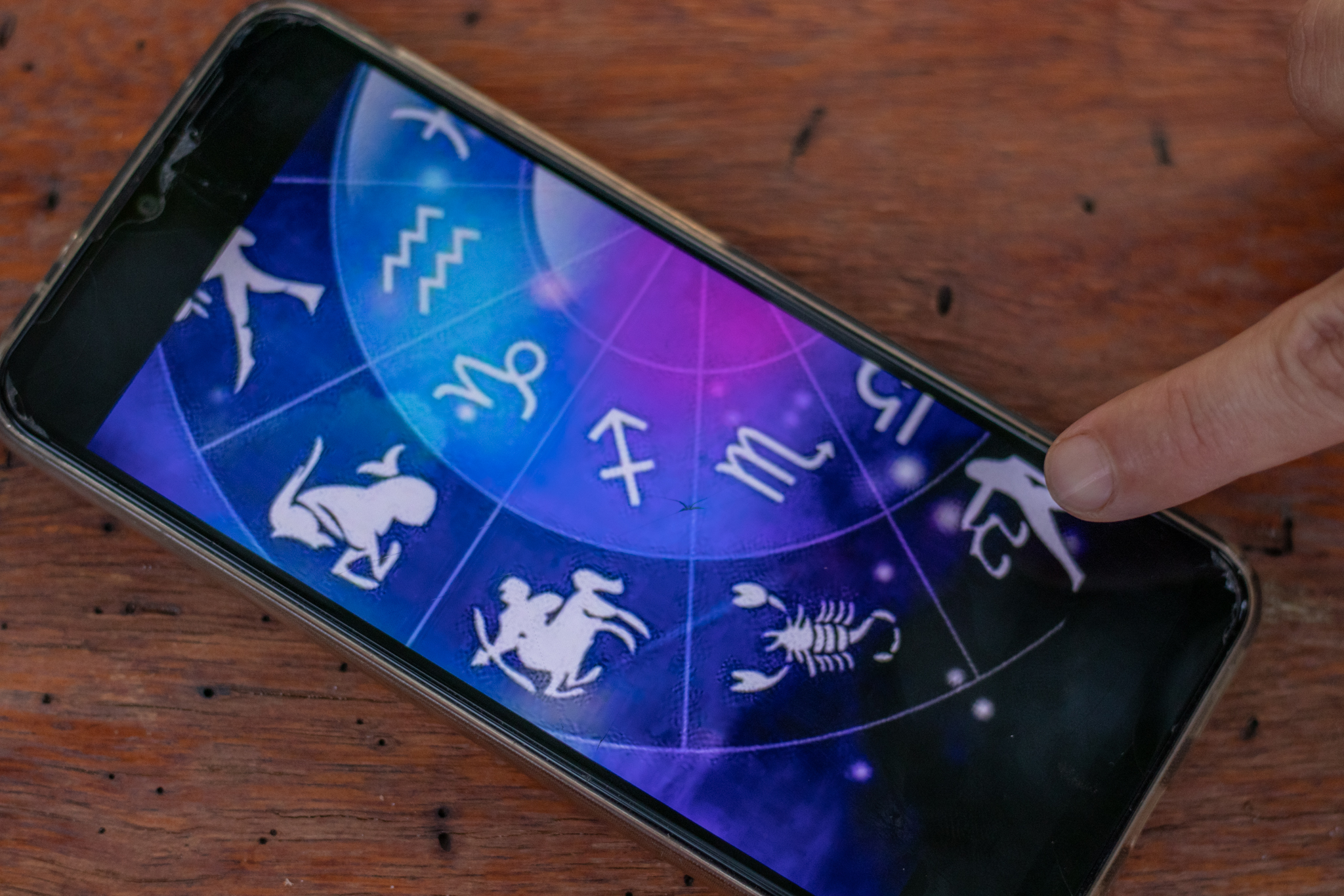 Se você está entre estes signos, saiba que vai ganhar dinheiro este mês ainda!