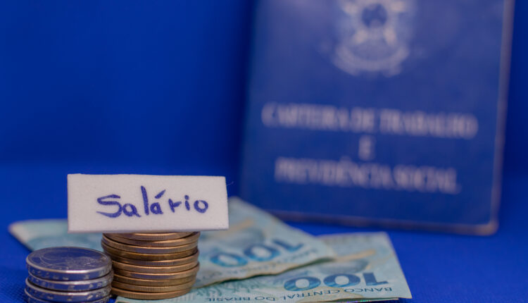 Salário mínimo.