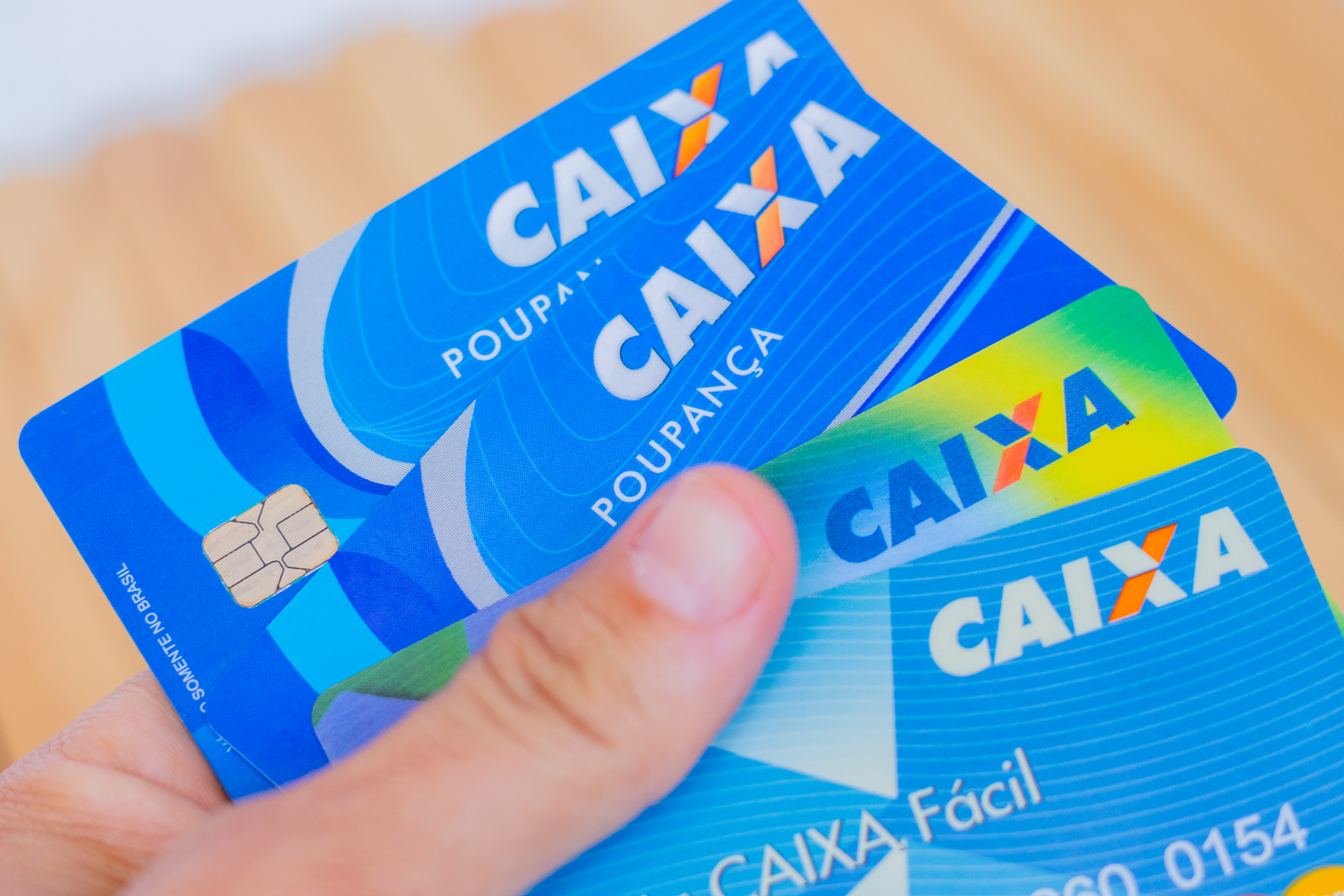 Precisando de dinheiro? Veja se você pode sacar o pagamento de R$ 6 mil da Caixa!