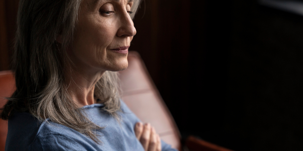 Sofrendo com a menopausa Veja como a alimentação saudável pode aliviar os sintomas