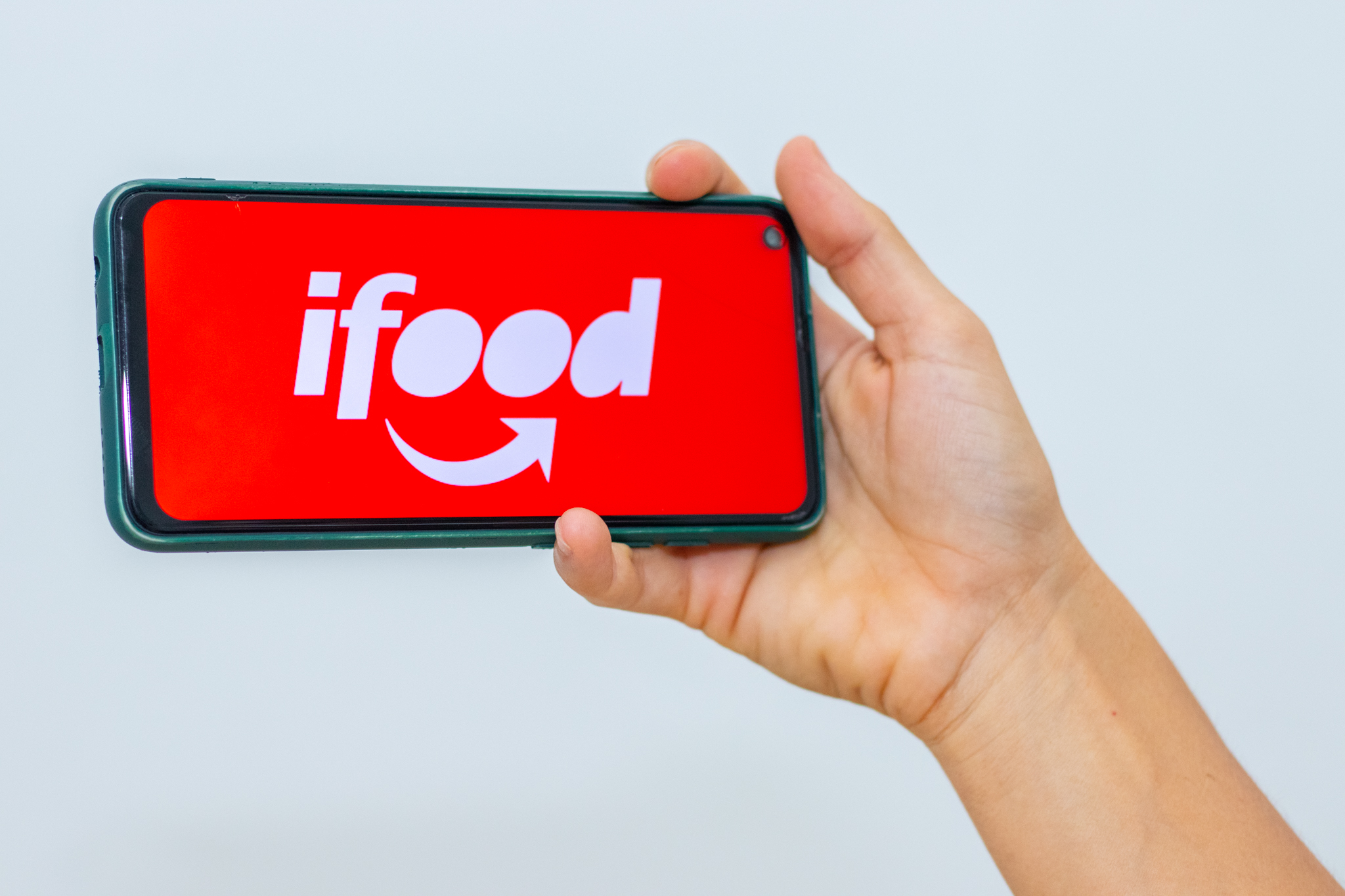 O iFood está em maus lençóis, o que pode trazer, em contrapartida, benefícios para entregadores.