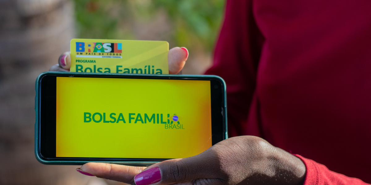Últimos dias para garantir seu bônus de R$ 300 no Bolsa Família - veja como se inscrever