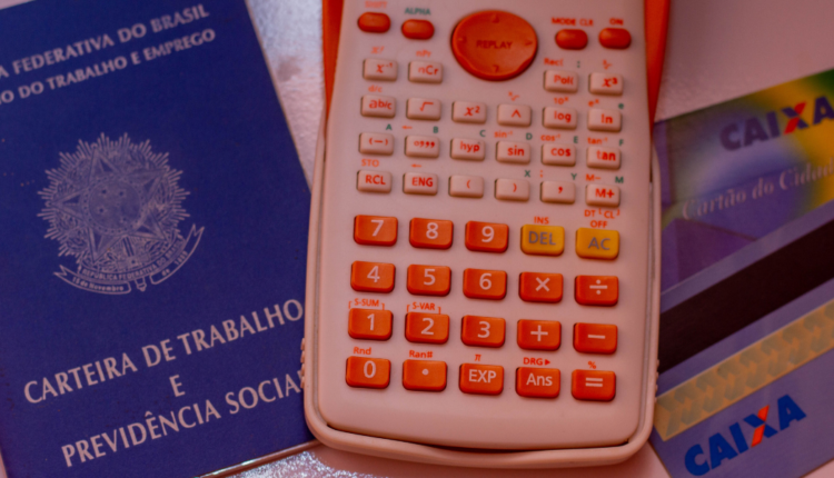 Você vai trabalhar mais em 2025 Entenda as novas regras da CLT e como elas irão te afetar
