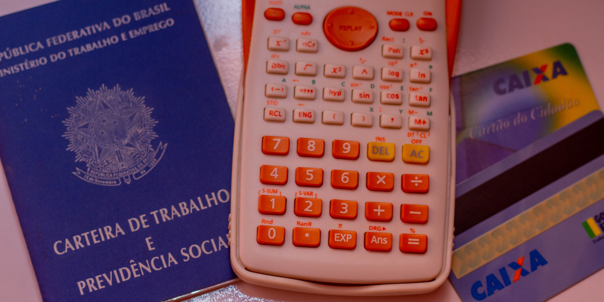 Você vai trabalhar mais em 2025 Entenda as novas regras da CLT e como elas irão te afetar