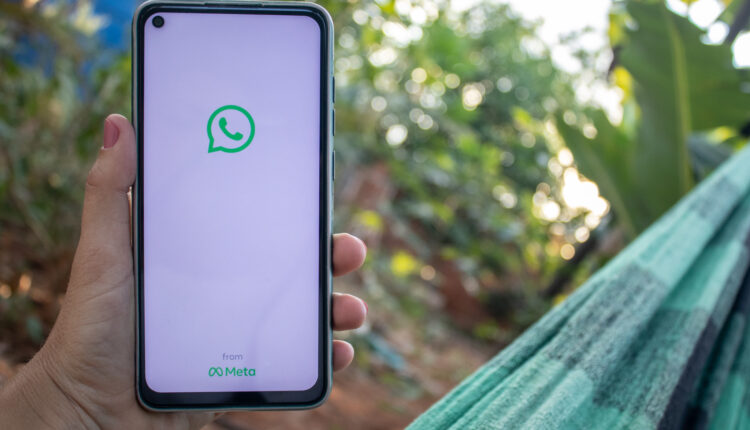 WhatsApp.