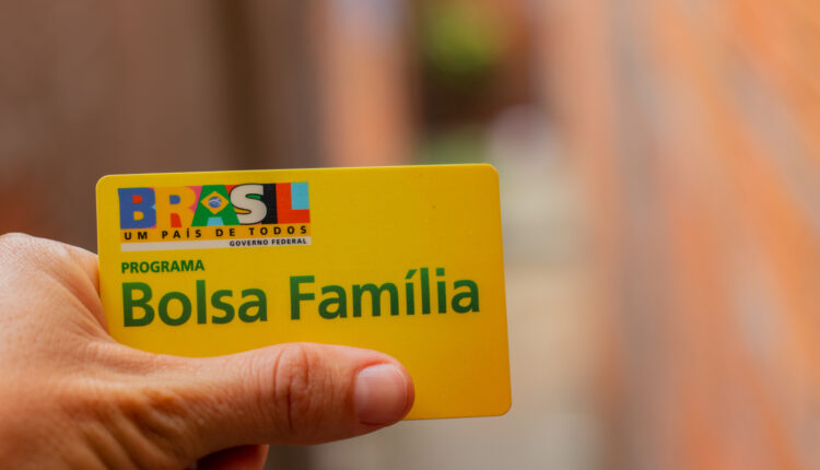 Cartão Bolsa Família.