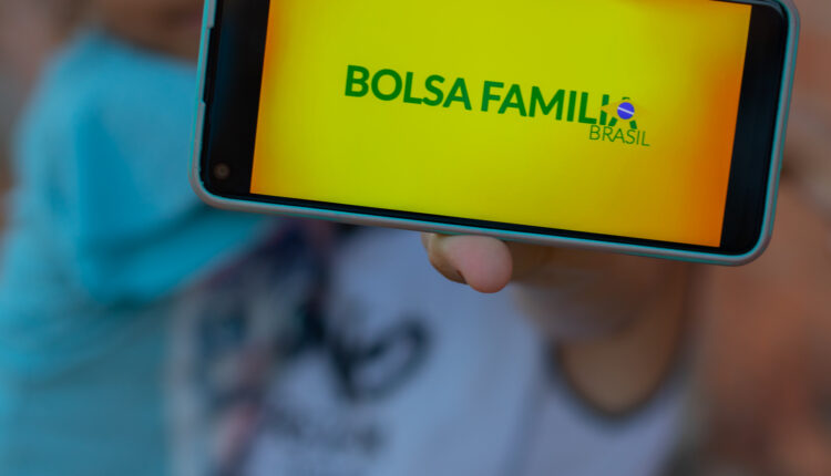 Bolsa Família.