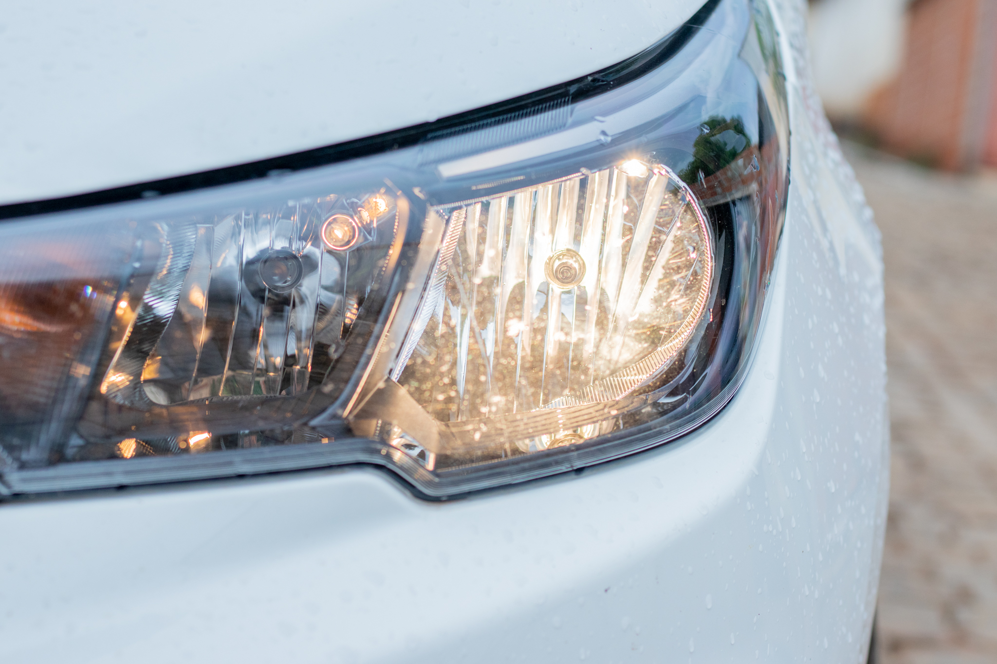 Farol de carro.