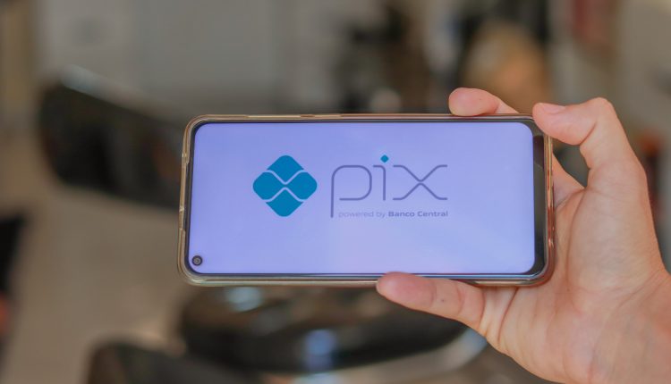 PIX por aproximação.