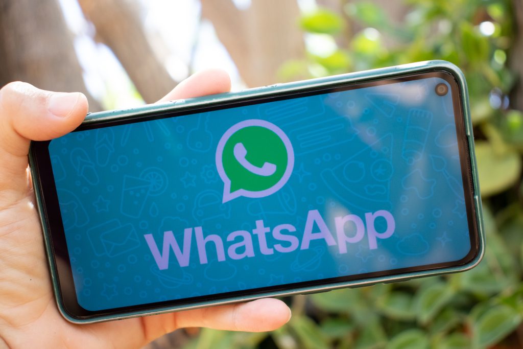 WhatsApp libera personalização de cores e temas para conversas no app