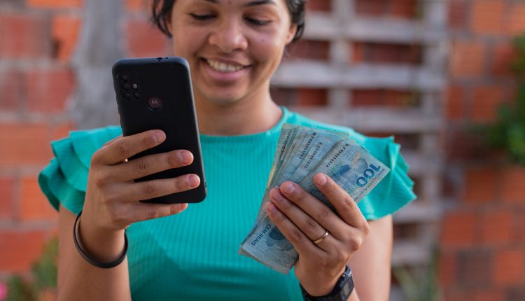 Você sabia que tem como ganhar dinheiro em casa? Veja as melhores dicas.
