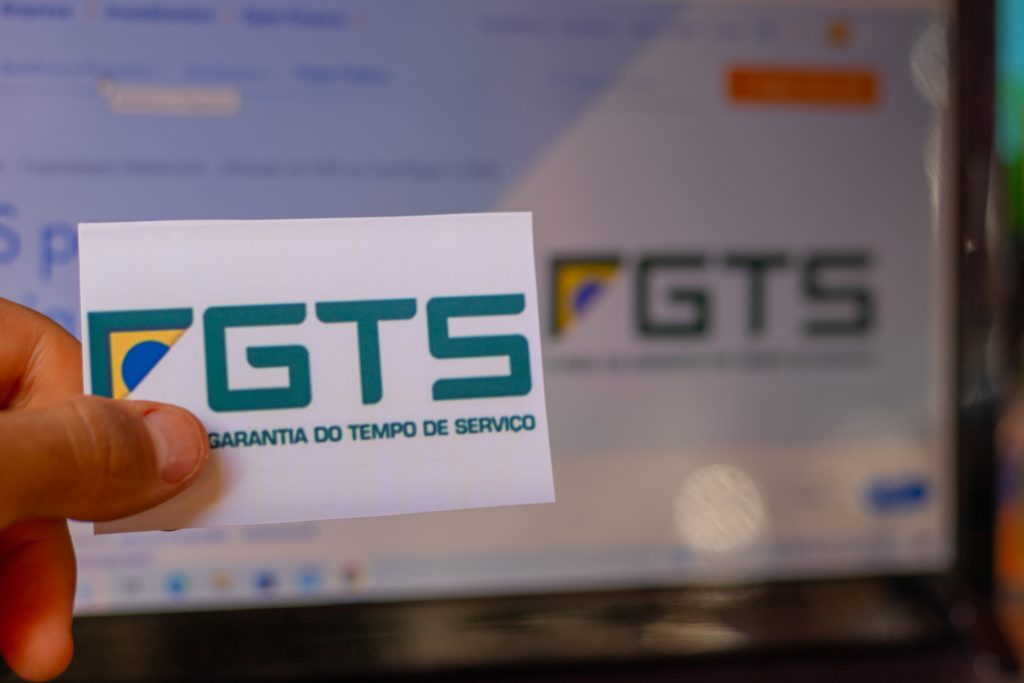 FGTS bloqueado será liberado! Veja quem pode sacar e quando o pagamento ...