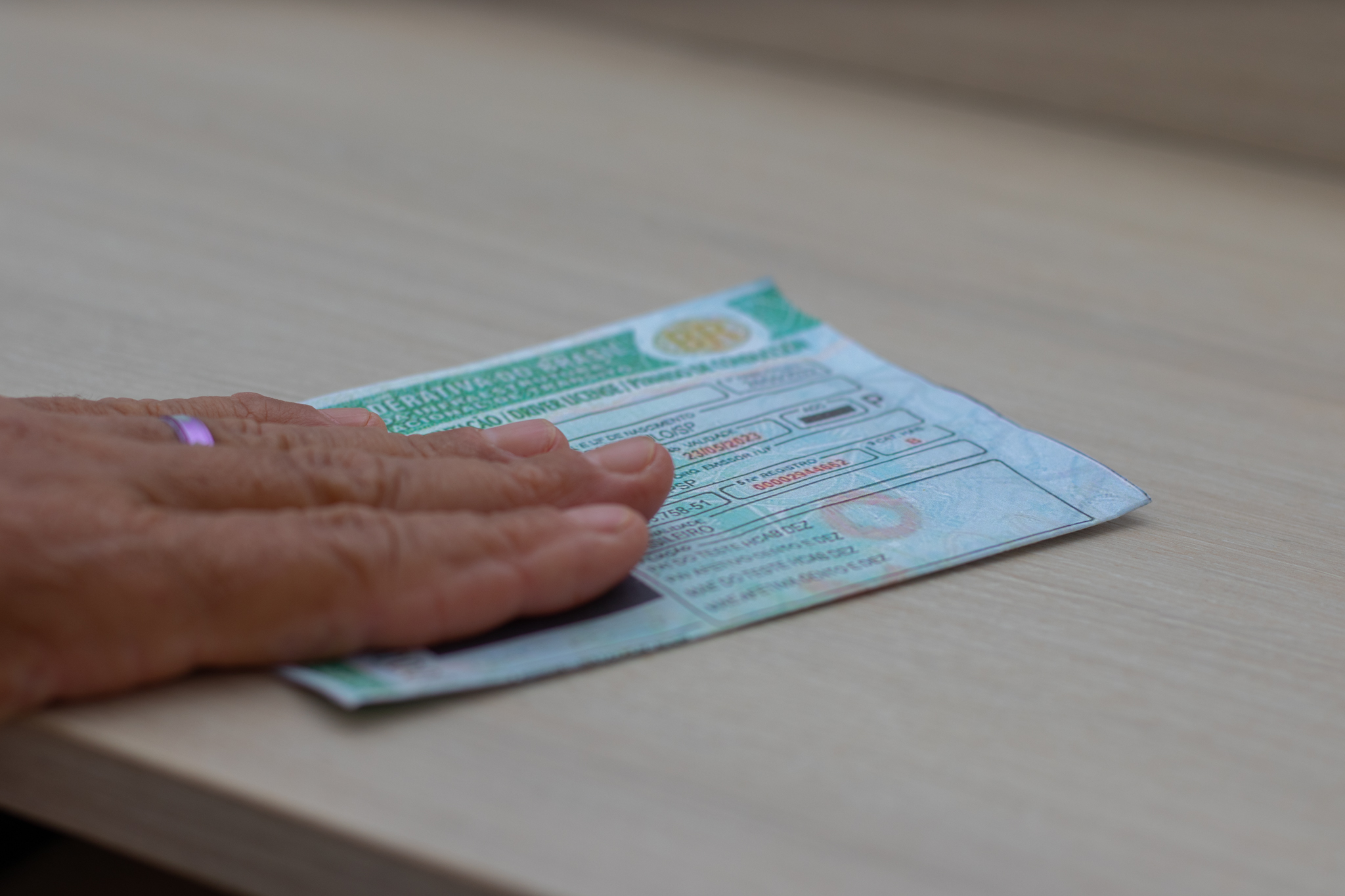 Quer descobrir quantas aulas teóricas para tirar CNH você precisa fazer? Veja como funciona.