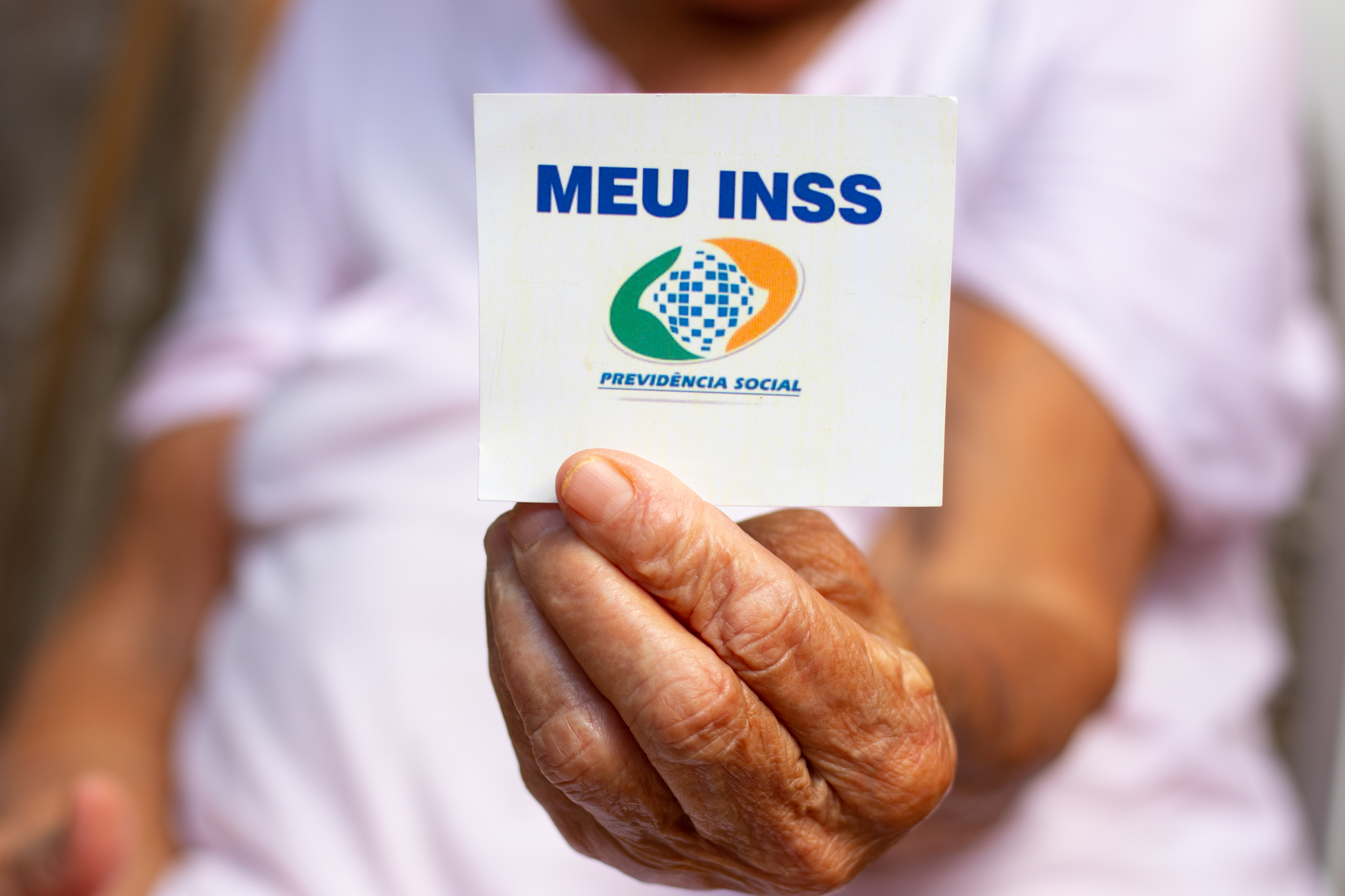 Se você quer se aposentar logo, veja como fazer o requerimento de aposentadoria INSS.