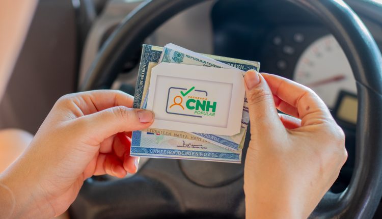 CNH.
