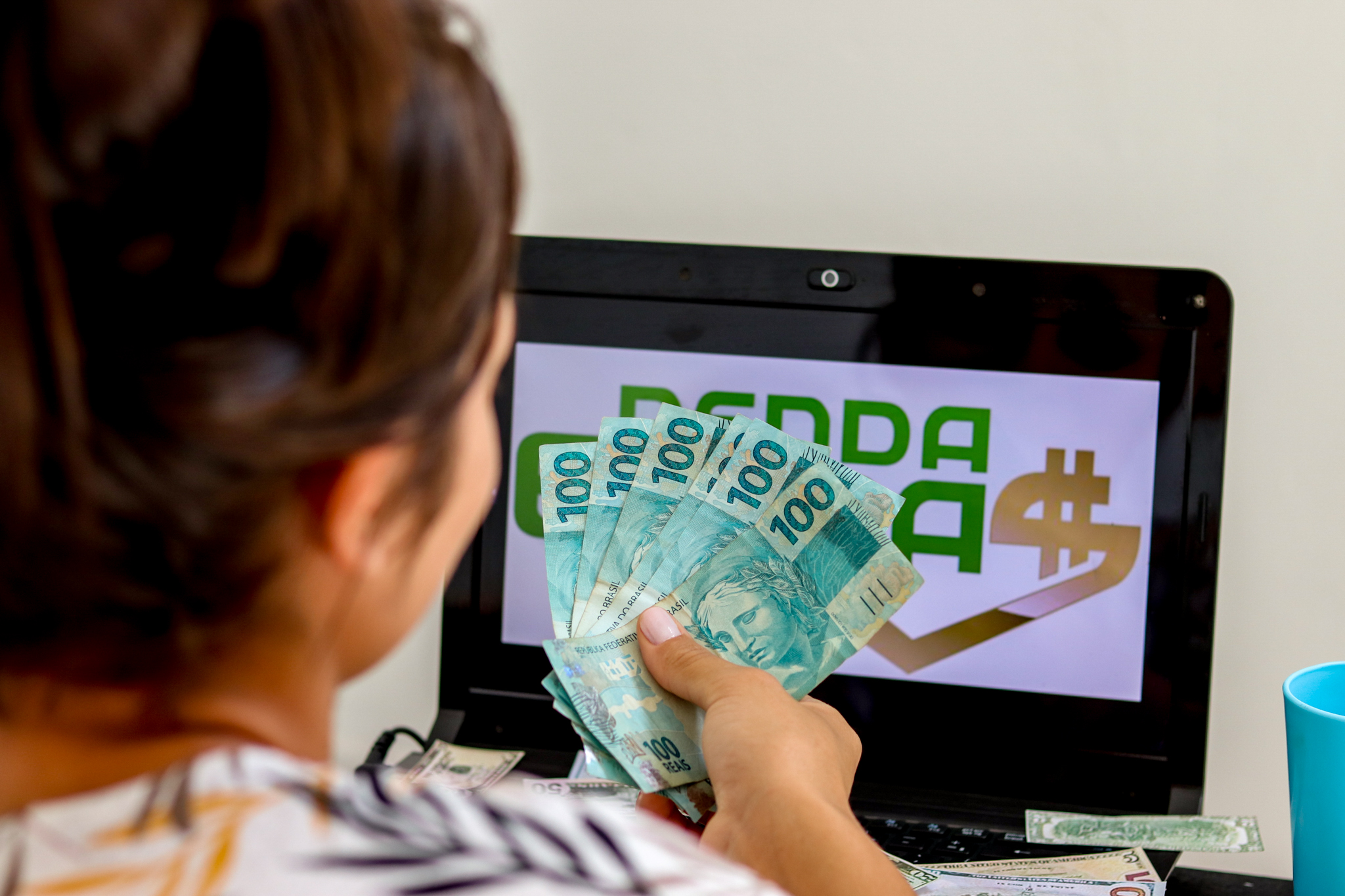 Renda extra na páscoa.