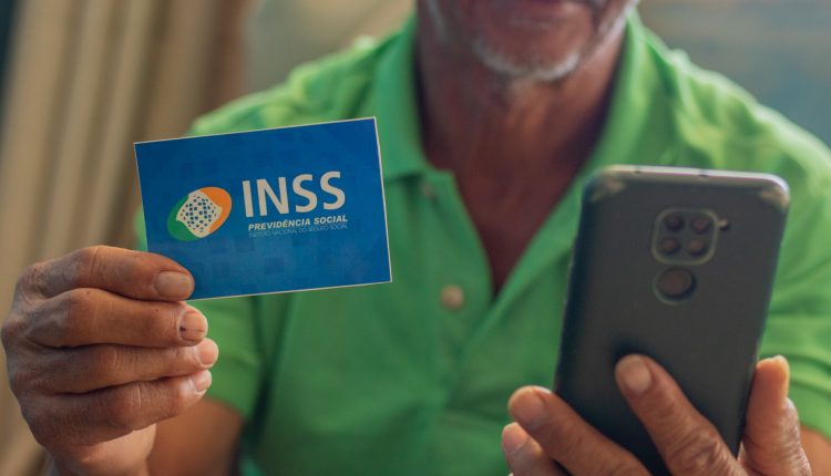 Se você quer receber o salário-família INSS, veja como funciona o benefício.