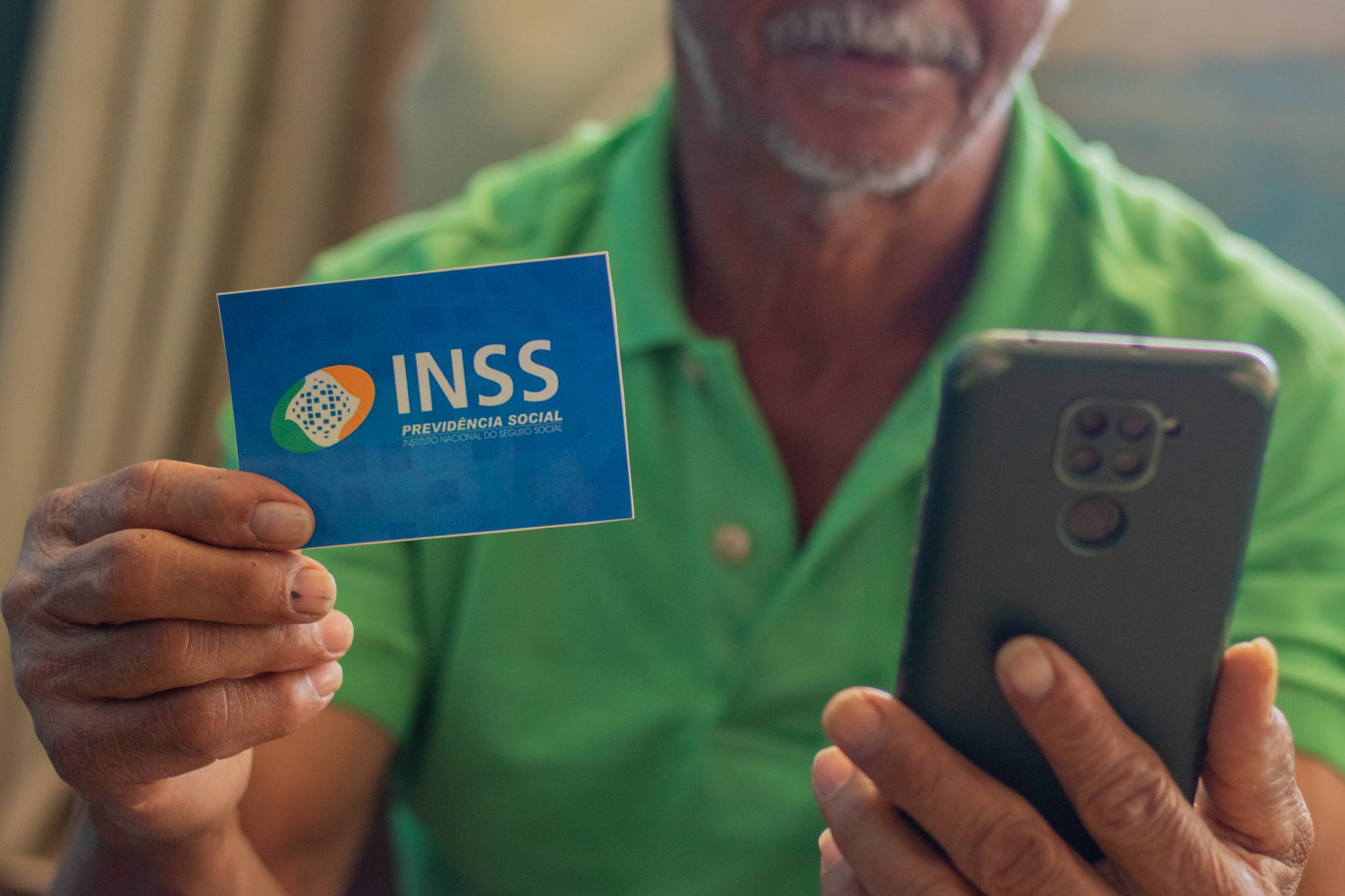 Se você quer receber o salário-família INSS, veja como funciona o benefício.