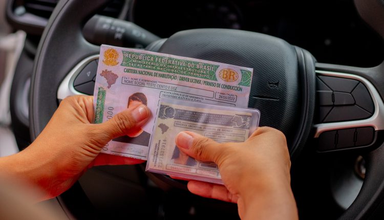 Aprenda como consultar a CNH pelo CPF para não ter problemas no futuro.