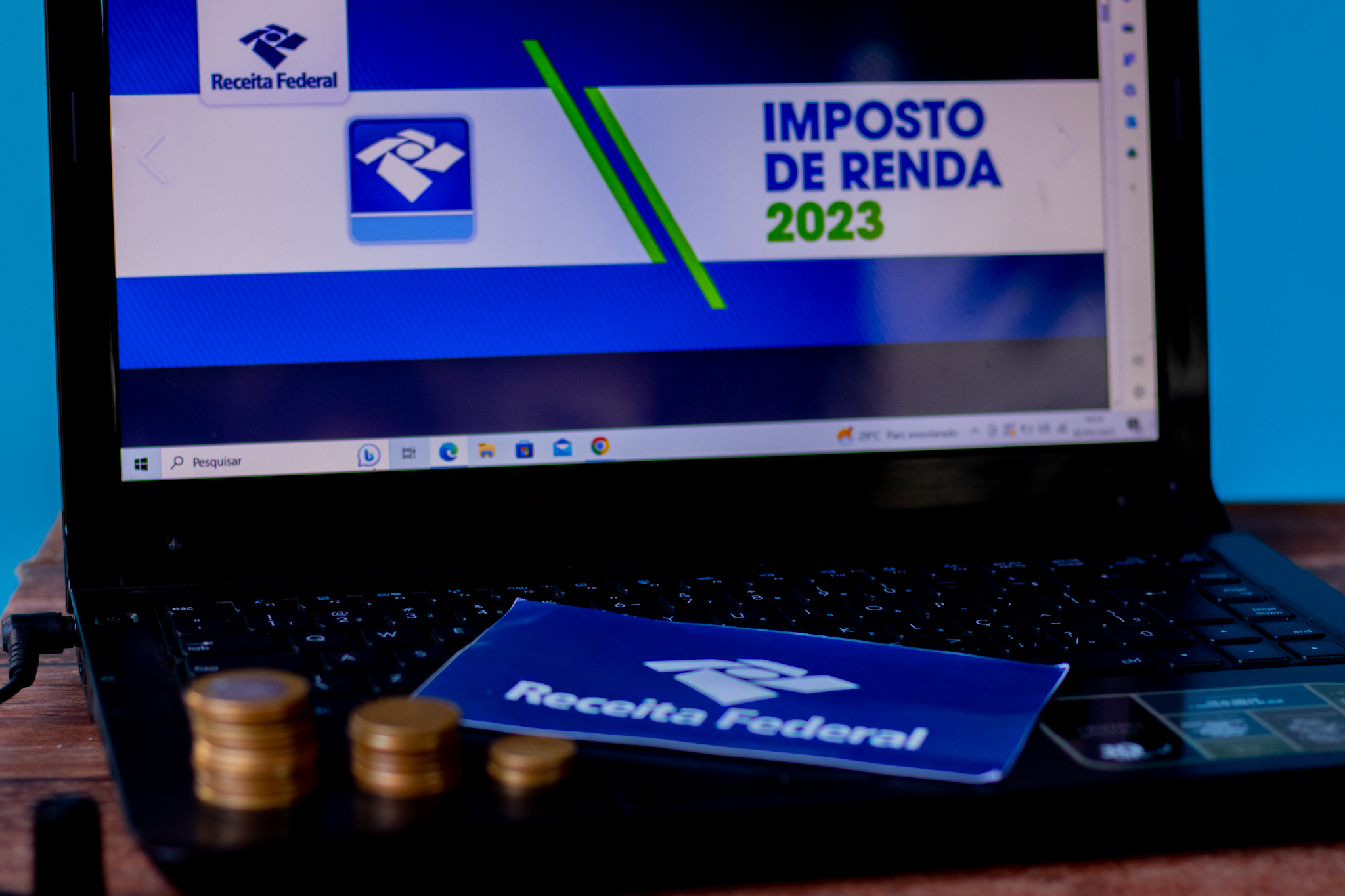 reclamações recentes de que o app da Receita Federal não funciona começaram a chegar. Veja alternativas para entregar a declaração.