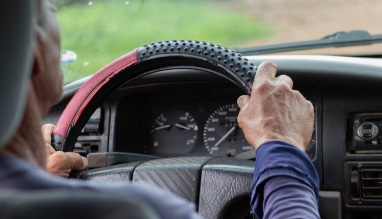 Você ainda não sabe como declarar carro no Imposto de Renda? Veja o passo a passo simples.