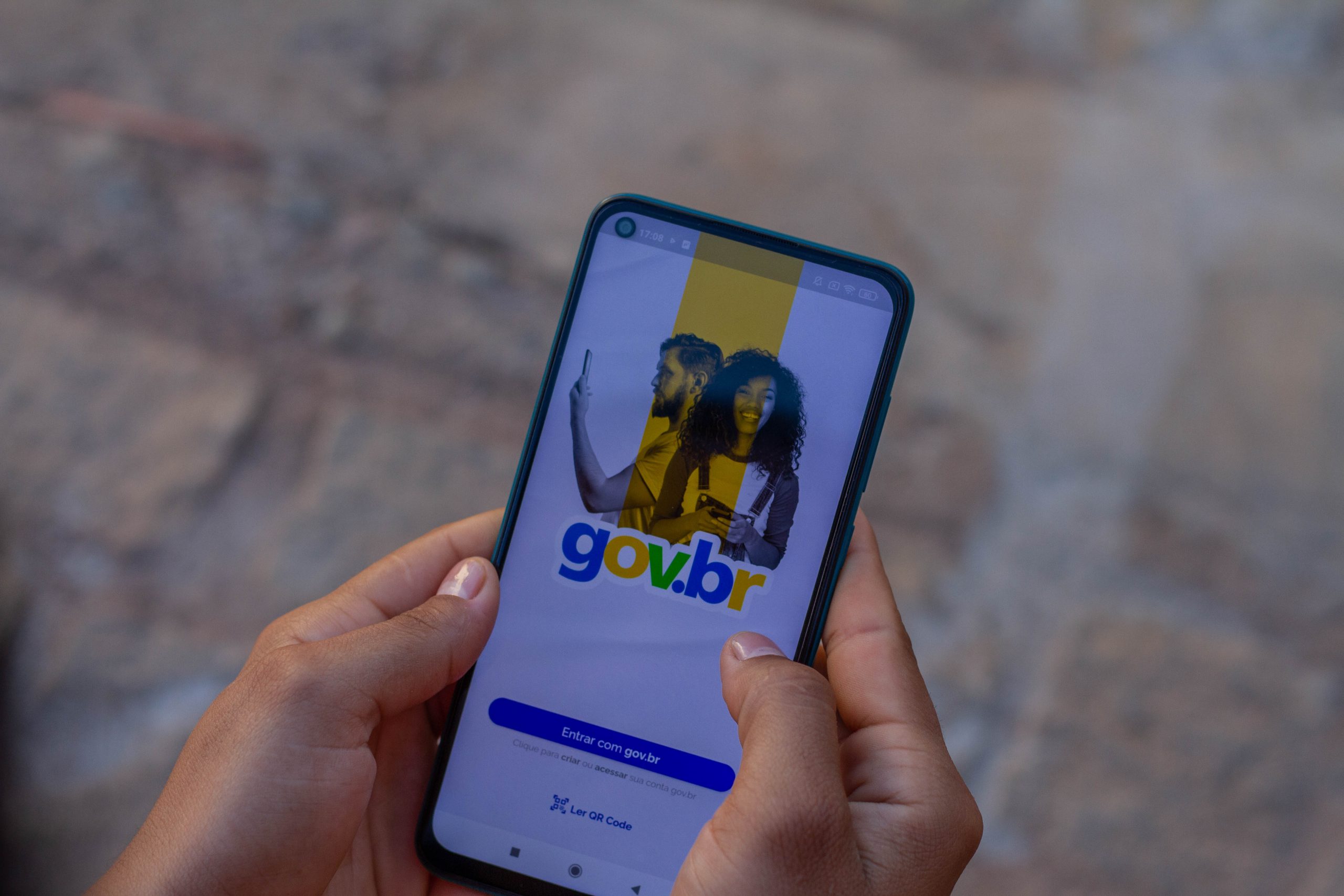 Através do Celular Seguro, você pode proteger seu aparelho com ajuda do governo e ficar tranquilo.