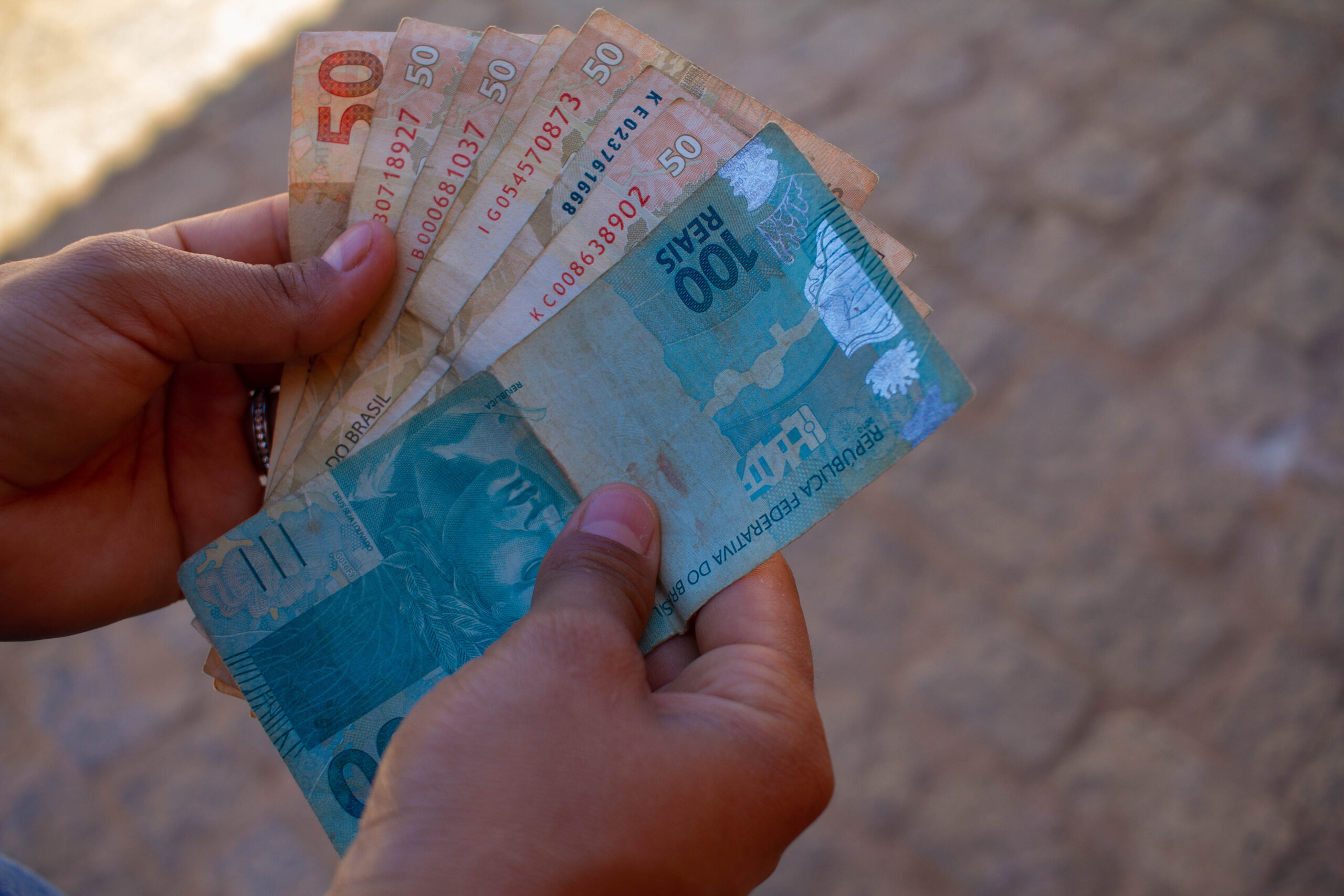 Você também quer saber como a CBF ganha dinheiro? Confira a razão dos milhões!