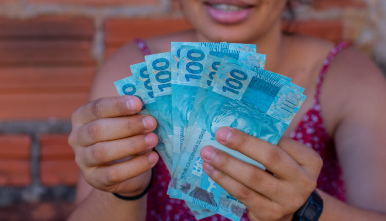Se você quer fazer o resgate do dinheiro esquecido, saiba como funciona.