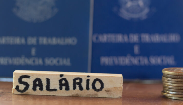 Salário mínimo.