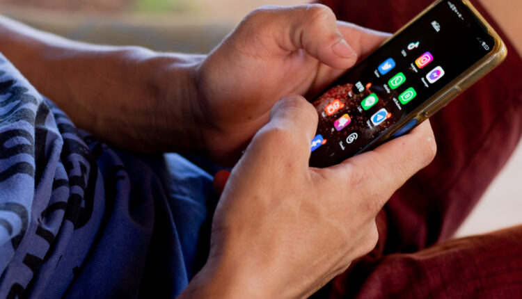 Quer saber onde assistir jogo de futebol grátis no celular? Veja algumas dicas.