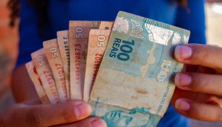Quer saber se sonhar com números quer dizer uma boa notícia financeira? Confira!