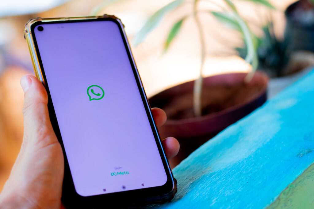 Se você quer deixar suas conversas do WhatsApp mais seguras, veja a novidade do app.