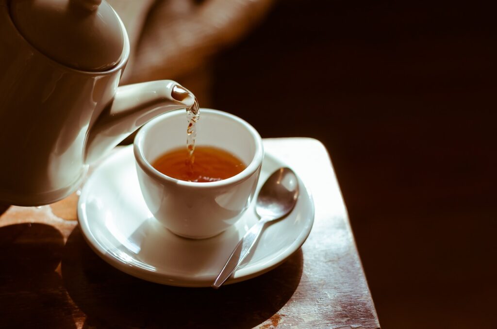 Se você tem dificuldade para dormir, estes chás podem ajudar bastante. Veja algumas receitas.