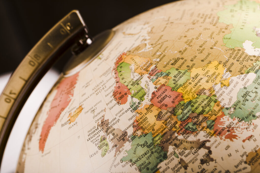 O mapa-múndi mostra como seria o mundo todo ao alcance dos olhos.