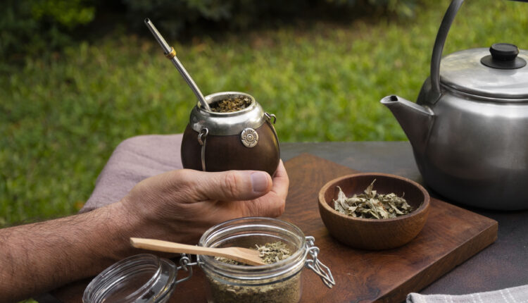 O benefício do chá mate chega a incríveis patamares. Confira como consumi-lo.