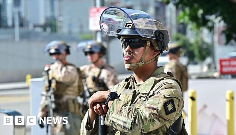 US court allows Trump to keep control of National Guard in LA
