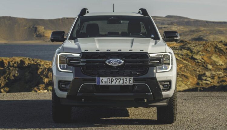 La nueva Ford Ranger ahora también es híbrida enchufable.