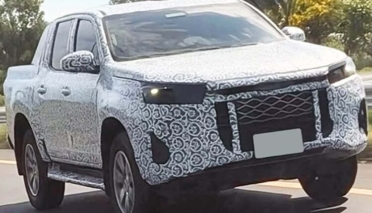 nova Toyota Hilux 2026 roda em testes e pode ser híbrida