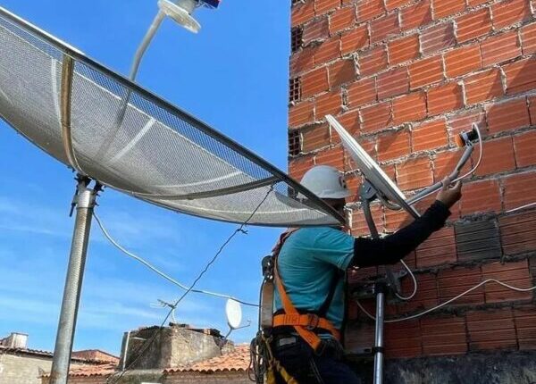 Últimos dias para a troca gratuita da antena parabólica tradicional