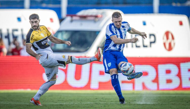 Avaí e Criciúma fazem o clássico catarinense nesta sexta-feira na Série B.