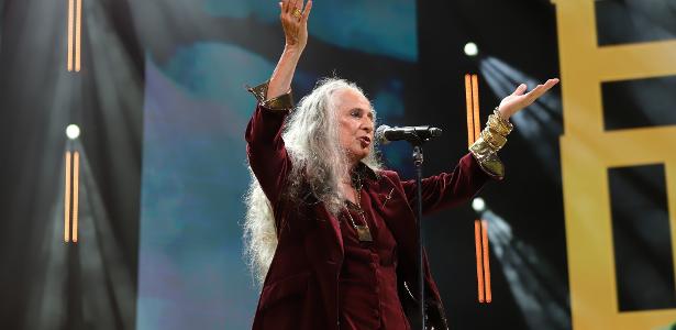 Maria Bethânia durante apresentação no Rio de Janeiro