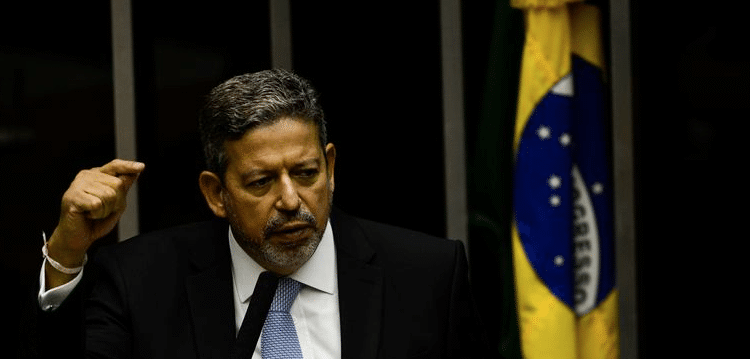 Arthur Lira quer projeto específico para aumentar CSLL de instituições financeiras