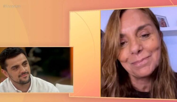 Mãe de Felipe Simas emociona o famoso com história no Encontro: 'Cisto no ovário'