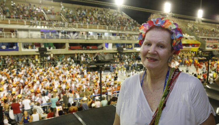Morre Maria Augusta, autora de enredos como 'O Amanhã' e 'Domingo' que ficou conhecida pelo 'luxo na cor' no carnaval do Rio