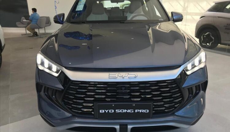 BYD Song Pro 2026 estreia com mais equipamentos e preço menor